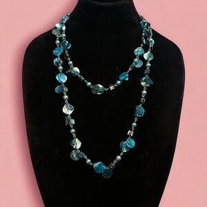 Avenue blue dyed mother of pearl shell necklace